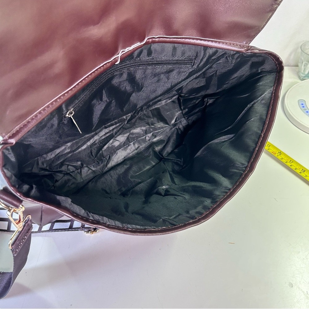 Toronto Blue Jays Star Wars Chewbacca Limited Edition Brown Messenger Bag. - Picture 10 of 13